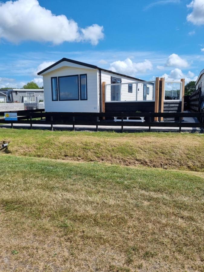 Camping Zeezicht Verhuur Chalet Aan Zee Westerland Exterior photo